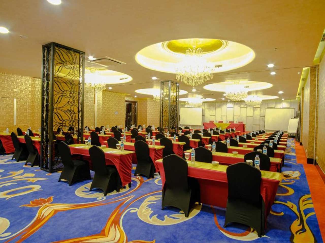 Sapphire Sky & Conference Hotel Serpong